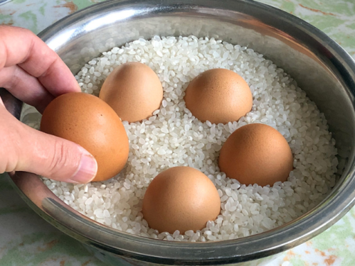 鸡蛋保鲜三个小妙招(学会这三个办法鸡蛋半年都不坏)