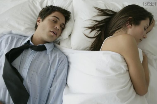 夫妻分床睡到底好不好？这些利弊你要了解！
