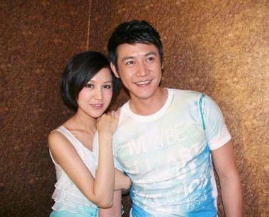 老公陪老婆剪长发(长发被老公剪短发)